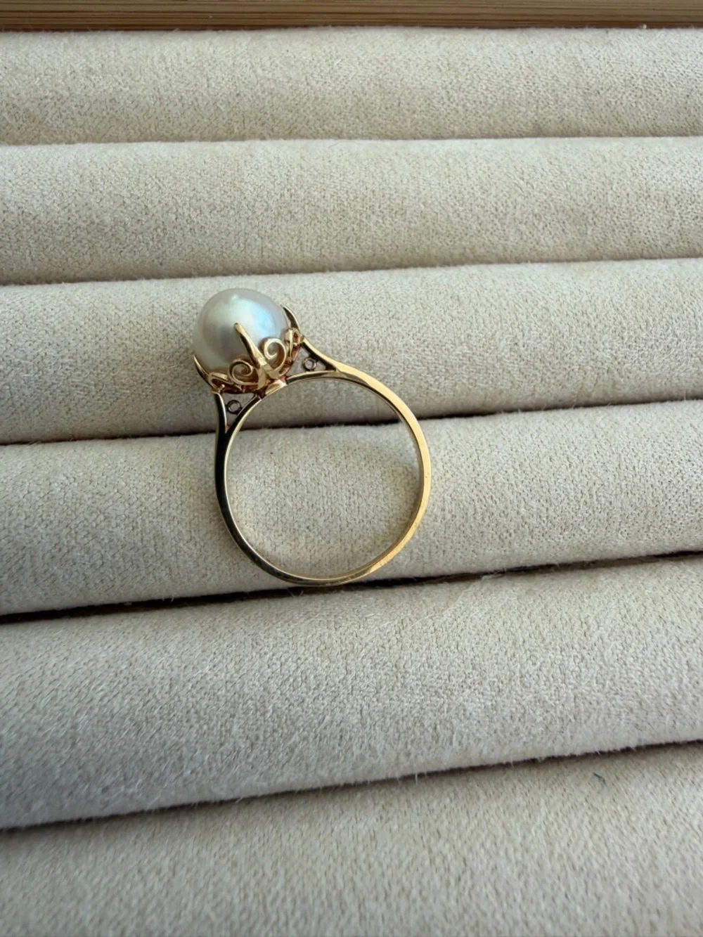 Mikimoto 14K Yellow Gold 8.5MM Akoya Pearl Ring size 6.5 - Picture 3 of 7